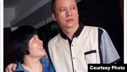 念斌和为营救他而耗尽青春年华的姐姐念建兰。(推特图片)