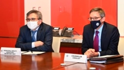 မြန်မာစစ်ခေါင်းဆောင်တွေအပေါ် စင်္ကာပူဘဏ္ဍာရေးအရ ဖိအားပေးနိုင်စွမ်းရှိ (ကန်နိုင်ငံခြားရေးအရာရှိ) မြန်မာစစ်ခေါင်းဆောင်တွေအပေါ် စင်္ကာပူဘဏ္ဍာရေးအရ ဖိအားပေးနိုင်စွမ်းရှိ (ကန်နိုင်ငံခြားရေးအရာရှိ)