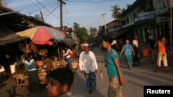 မောင်တောဈေးတနေရာ