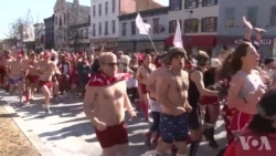 凛冽寒风脱衣狂奔 不为疯狂为慈善 凛冽寒风脱衣狂奔 不为疯狂为慈善