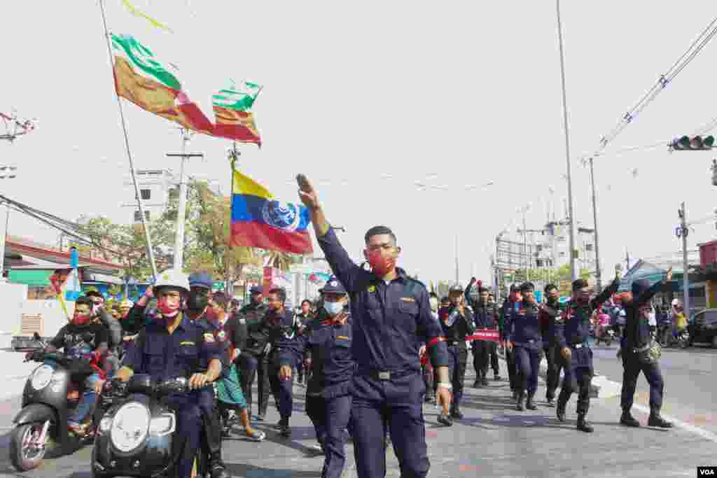မန္တလေးမြို့က စစ်အာဏာသိမ်း ဆန့်ကျင်ဆန္ဒပြပွဲ မြင်ကွင်း။