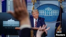 Tổng thống Donald Trump phát biểu tại cuộc họp báo ngày 27/09/2020.