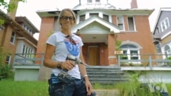 单身母亲妮可·柯蒂斯重建底特律房屋 单身母亲妮可·柯蒂斯重建底特律房屋