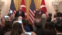 VOA英语视频:民主党人准备弹劾案之际 特朗普予以回击 VOA英语视频:民主党人准备弹劾案之际 特朗普予以回击