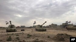 部署在基尔库克以南的巴希尔村的伊拉克坦克。(2017年10月13日)