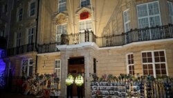 လန်ဒန်မြန်မာသံရုံး အပိုင်စီးခံရမှု (သံရုံးရှေ့မြန်မာတဦးနဲ့ မေးမြန်းချက်) လန်ဒန်မြန်မာသံရုံး အပိုင်စီးခံရမှု (သံရုံးရှေ့မြန်မာတဦးနဲ့ မေးမြန်းချက်)