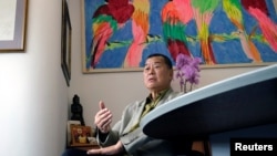 苹果日报创办人黎智英在香港接受采访时谈港版国安法。(2020年5月29日)