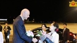 Czech ခေါင်းဆောင်တွေနဲ့ ဒေါ်စုတွေ့ဆုံမည် Czech ခေါင်းဆောင်တွေနဲ့ ဒေါ်စုတွေ့ဆုံမည်