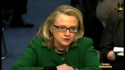 Клінтон пояснювала кризу у Бенгазі 2 години Клінтон пояснювала кризу у Бенгазі 2 години