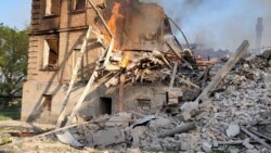 ရုရှားဗုံးကြဲလို့ ယူကရိန်းစာသင်ကျောင်းမှာ ခိုလှုံနေသူ ဒါဇင်နဲ့ချီ သေဆုံး ရုရှားဗုံးကြဲလို့ ယူကရိန်းစာသင်ကျောင်းမှာ ခိုလှုံနေသူ ဒါဇင်နဲ့ချီ သေဆုံး