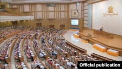 ပြည်ထောင်စုလွှတ်တော်။ မေလ ၁၀ ရက်နေ့ ၂၀၁၆ (MOI)