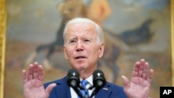 2022年4月28日,拜登总统在白宫宣布为乌克兰追加330亿美元的援助款项