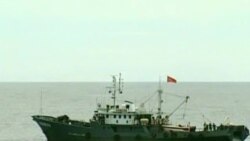 Tàu cá Việt Nam lại bị tấn công ở biển Đông Tàu cá Việt Nam lại bị tấn công ở biển Đông