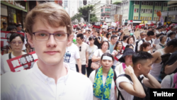 2019年6月9日,德国90后穆达伟(David Missal)和上百万港人一道走在“守护香港反送中”大游行的队伍里。“今日我係香港人,”他在推特上写道。