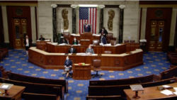 美国国会众议院院会周三就《2022财政年度国防授权》法进行辩论。(视频截图)