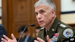 资料照片:美国网络司令部司令兼国家安全局局长、陆军上将保罗·中曾根在国会作证。(2023年3月30日)
