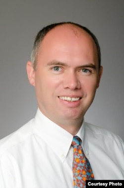 “红色资本主义”(Red Capitalism)一书的共同作者傅立泽.霍伊(Fraser Howie) (照片提供: 傅立泽.霍伊)