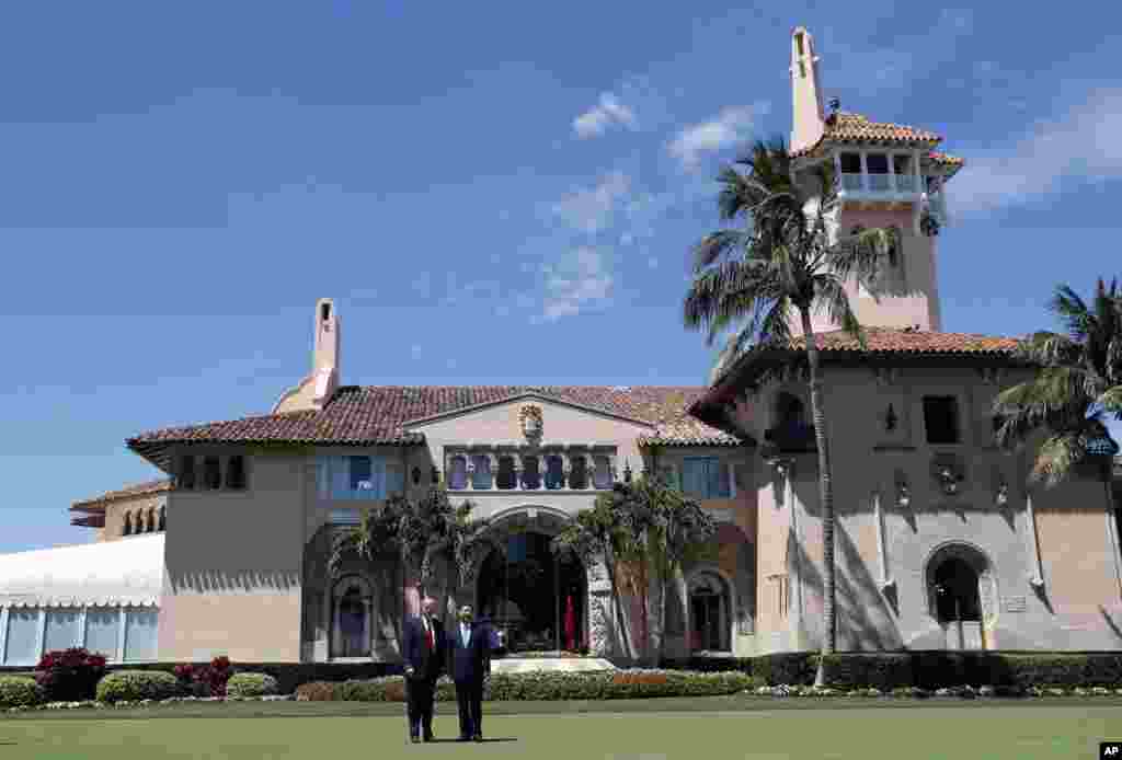 美国总统川普与中国国家主席习近平在佛罗里达海湖庄园(2017年4月7日)