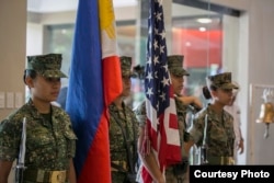 美国与菲律宾年度两栖登陆军演10月4日开幕式(美国海军陆战队照片)