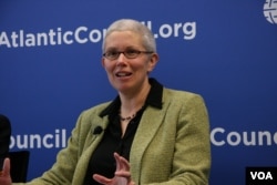 人权观察 中国项目 主任索菲·理查森 ( 美国之音钟辰芳)