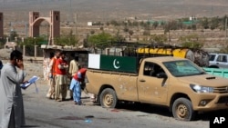 په کوټه کې د تېرې څه مودې راهسې پولیس په چاودنو کې په هدف کېږي