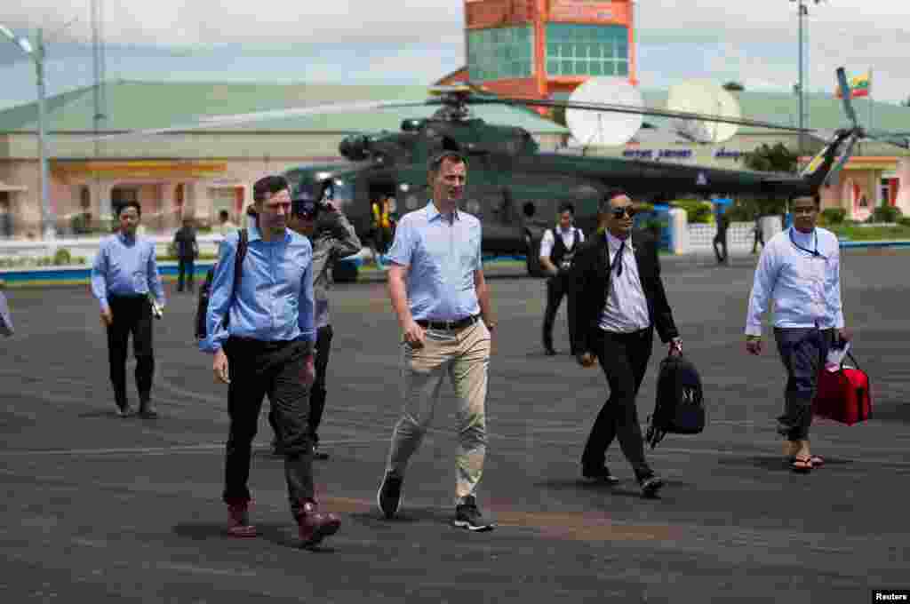  ဗြိတိန်နိုင်ငံခြားရေးဝန်ကြီး Jeremy Hunt ရခိုင်ပြည်နယ်သွားရောက်လေ့လာ
