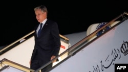 美国国务卿布林肯在与以色列总理内塔尼亚胡会面后又回到约旦访问。(法新社2023年10月17日)