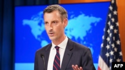 资料照:美国国务院发言人普赖斯在国务院举行的新闻发布会上。