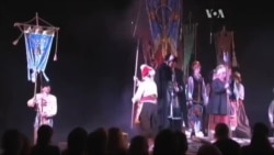 Вистава "Гайдамаки" пройшла з аншлагом. Відео