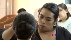 LGBT အခွင့်အရေး ကြိုးပမ်းသူ LGBT အခွင့်အရေး ကြိုးပမ်းသူ