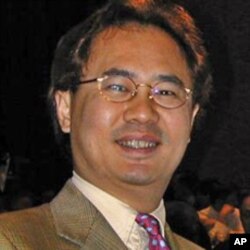 汉和防务评论创办人平可夫(资料照片)