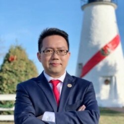 旅美时事评论员秦伟平(秦伟平提供)