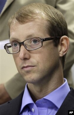 杰森•鲍德温,被告