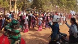 ဘီးလင်းဒေသ ကရင်ကျေးရွာသားတွေ စစ်ဆန့်ကျင်ရေးဆန္ဒပြ ဘီးလင်းဒေသ ကရင်ကျေးရွာသားတွေ စစ်ဆန့်ကျင်ရေးဆန္ဒပြ