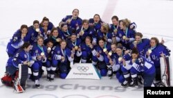 平昌冬奥会上美国队:女子冰球等项目夺金(34图)