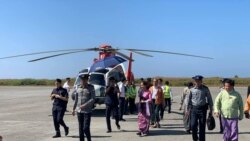 အတိုင်ပင်ခံ မရောက်မီအချိန်ပိုင်း မာန်အောင်မြို့တွင်း ဗုံးသုံးလုံးပေါက်ကွဲ အတိုင်ပင်ခံ မရောက်မီအချိန်ပိုင်း မာန်အောင်မြို့တွင်း ဗုံးသုံးလုံးပေါက်ကွဲ
