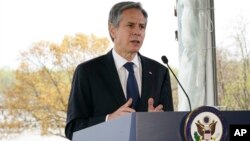 美国国务卿布林肯在马里兰州安纳波利斯的切萨皮克湾基金会就气候问题发表讲话。(2021年4月19日)