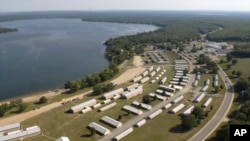 资料照片:密歇根州军事基地格雷林营。(2014年7月19日)