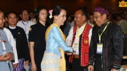 မြောက်ပိုင်းမဟာမိတ်အဖွဲ့တွေ နဲ့ ဒေါ်စု တွေ့ဆုံဆွေးနွေး မြောက်ပိုင်းမဟာမိတ်အဖွဲ့တွေ နဲ့ ဒေါ်စု တွေ့ဆုံဆွေးနွေး