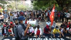 မတ်လ ၂၈ ပစ်ခတ်ခံရမှုကြောင့် ဆန္ဒပြသူ ၁၀ ဦးထက်မနည်း သေဆုံး မတ်လ ၂၈ ပစ်ခတ်ခံရမှုကြောင့် ဆန္ဒပြသူ ၁၀ ဦးထက်မနည်း သေဆုံး