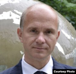 美国陆军战争学院拉美问题教授艾万· 埃利斯 (埃利斯 提供)