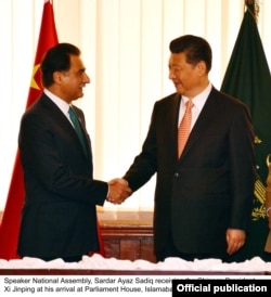 2015年4月21日伊斯兰堡国会大厦: 巴基斯坦国民议会议长萨达尔·萨迪克·阿亚兹会见中国习主席习近平