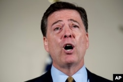 2016年7月5日，美国联邦调查局局长科米谈论克林顿电邮问题