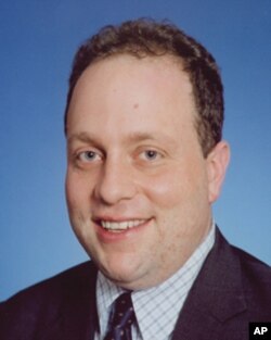 卜大年:美国企业研究所研究员