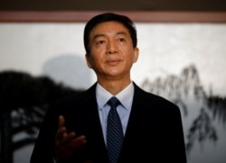 资料照:北京的中央人民政府驻香港特别行政区联络办公室主任骆惠宁