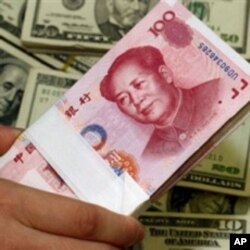 商界领袖:人民币国际化还需时日