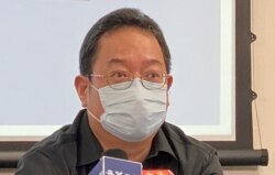 黄志伟认为民调反映香港人对修改选举制度度的不满。(美国之音汤惠芸摄