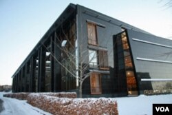 奥斯陆大学艺术与社会科学图书馆(美国之音王南拍摄)