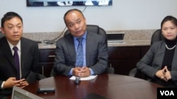 受雇于月子中心案的三位华裔律师 (美国之音国符拍摄)