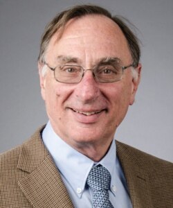 加州大学圣地亚哥分校全球政策与战略学院社会学荣誉教授理查德·马德森 (照片提供:马德森)